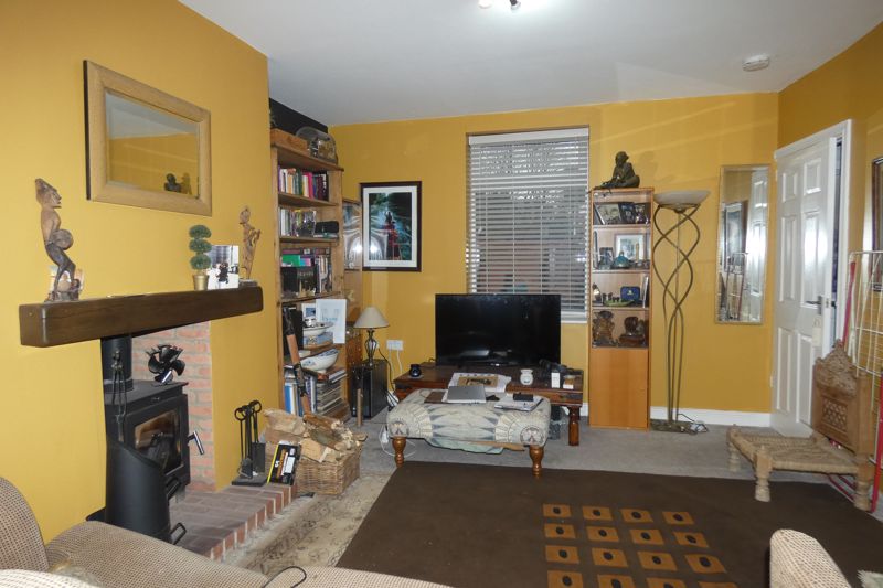 Lounge- click for photo gallery